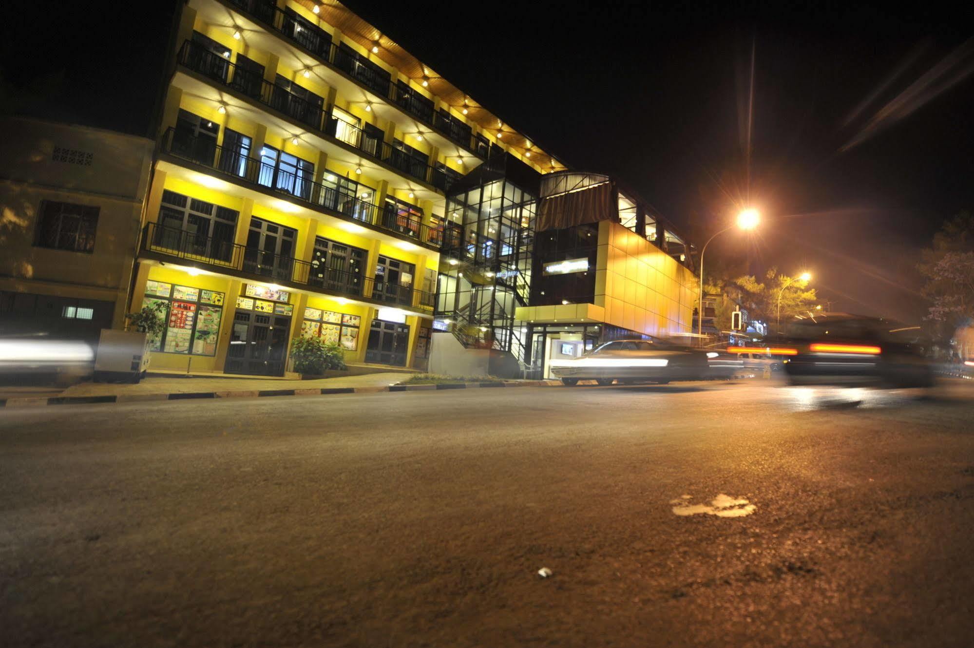 Gloria Hotel Kigali Ngoại thất bức ảnh