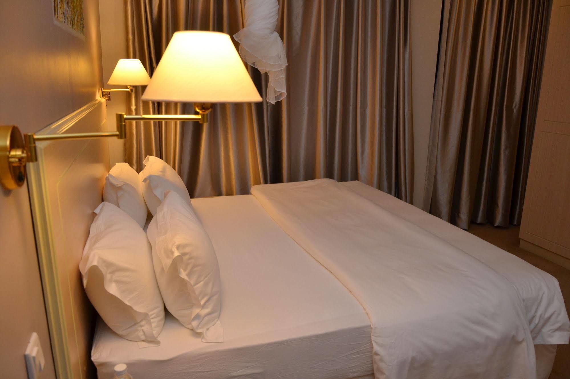 Gloria Hotel Kigali Ngoại thất bức ảnh