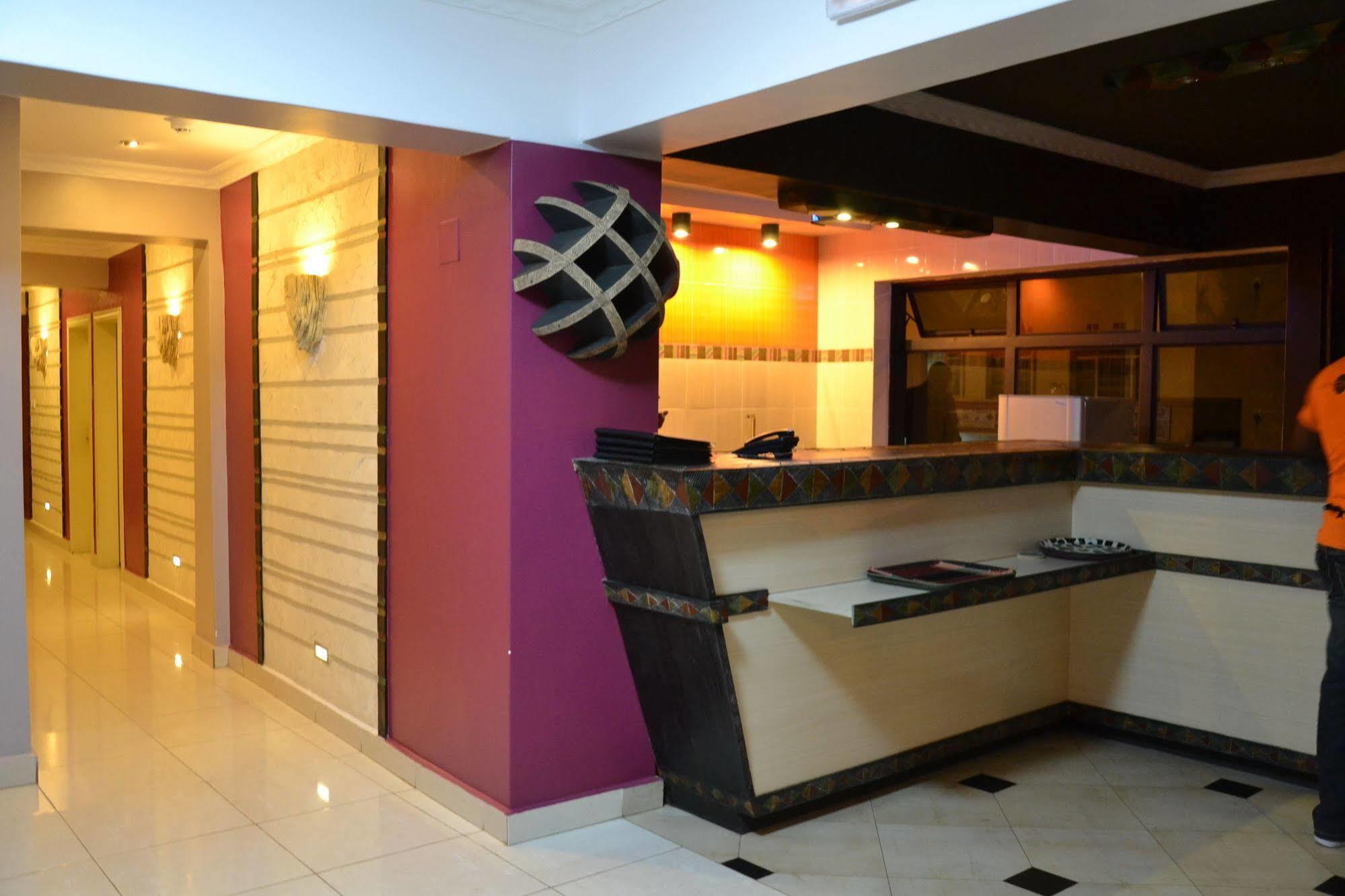Gloria Hotel Kigali Ngoại thất bức ảnh