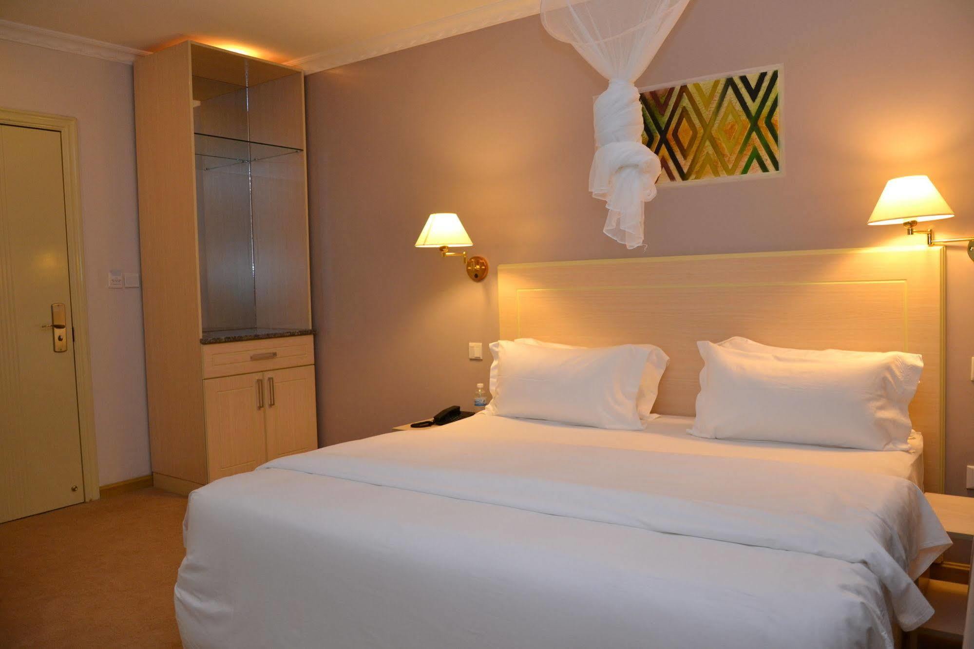 Gloria Hotel Kigali Ngoại thất bức ảnh